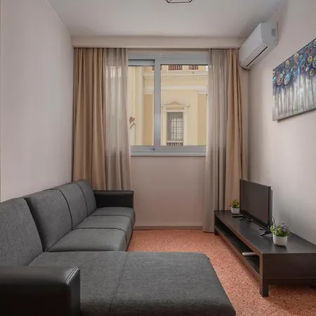 Kosmos Service Absolute Center 1-5 With Additional Cost Parking * Thessaloniki
